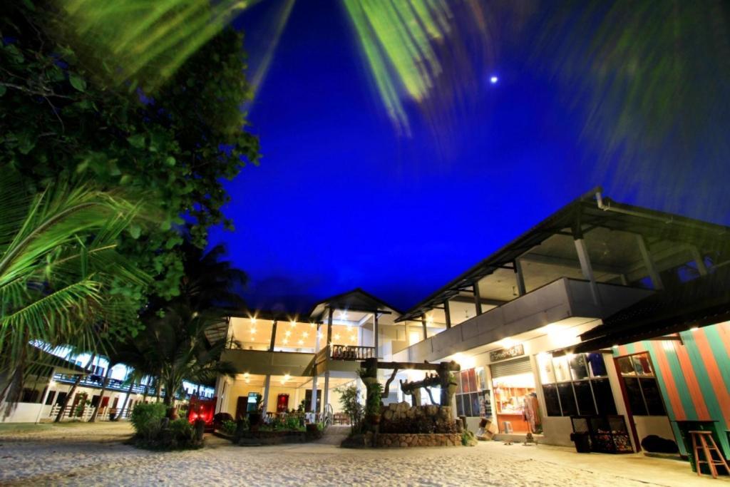 Redang Bay Resort Exterior photo
